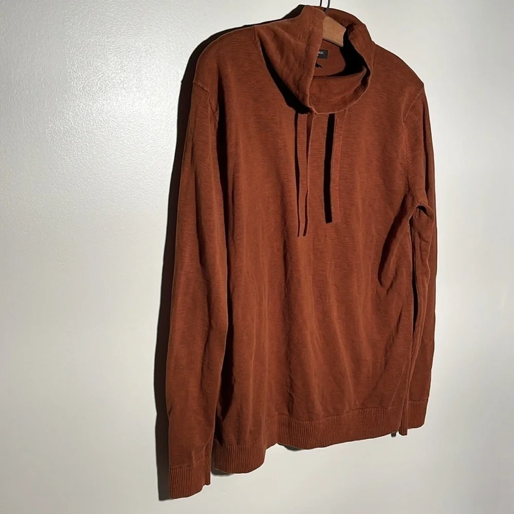 Banana Republic Chestnut Mock Neck Lightweight Sweatshirt
